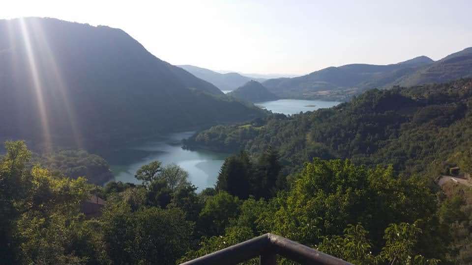 Vista panorami sul lago dalla pizza